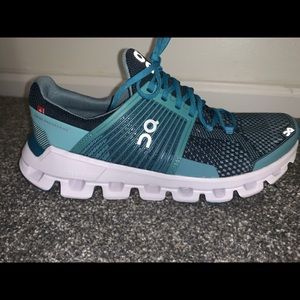 ON women’s running shoes
